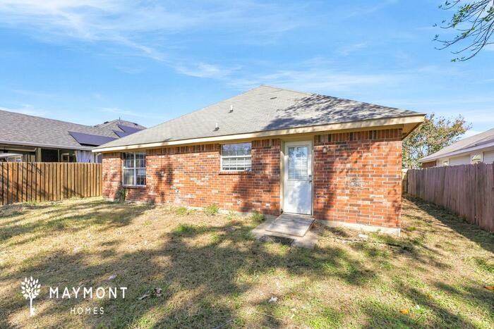 8524 Torreon Ct - Photo 3 of 3