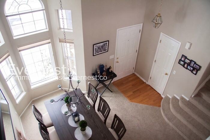 8907 Miners Dr - Photo 4 of 20