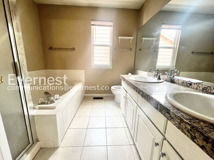 8907 Miners Dr - Photo 7 of 20