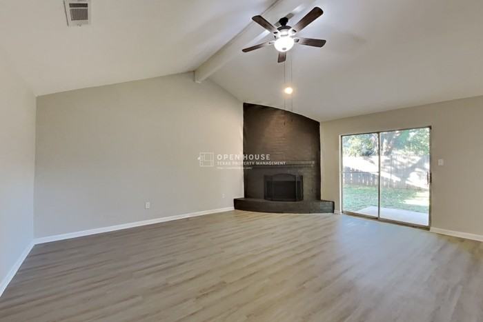 4301 Middlebrook Dr - Photo 6 of 20
