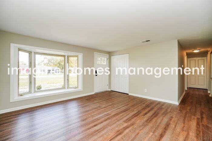 2014 Edgewood Dr - Photo 5 of 15