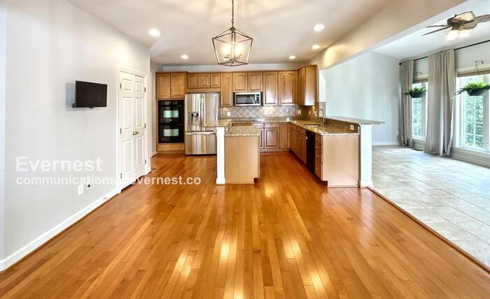 1013 Dorthea Ct - Photo 2 of 50