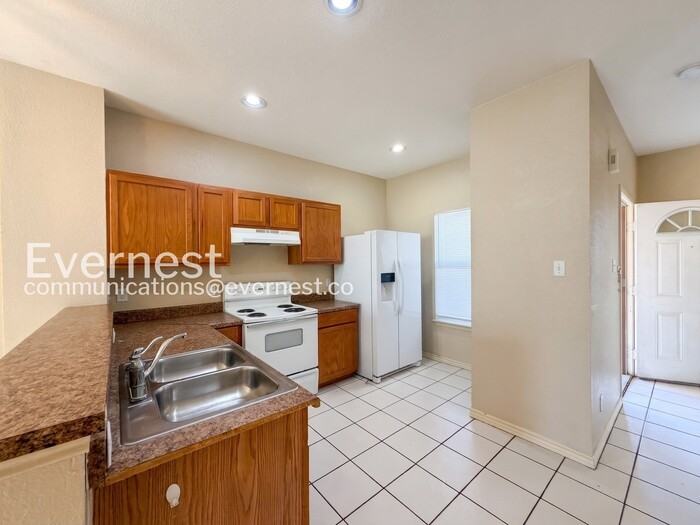 4614 Swann Ln - Photo 4 of 18