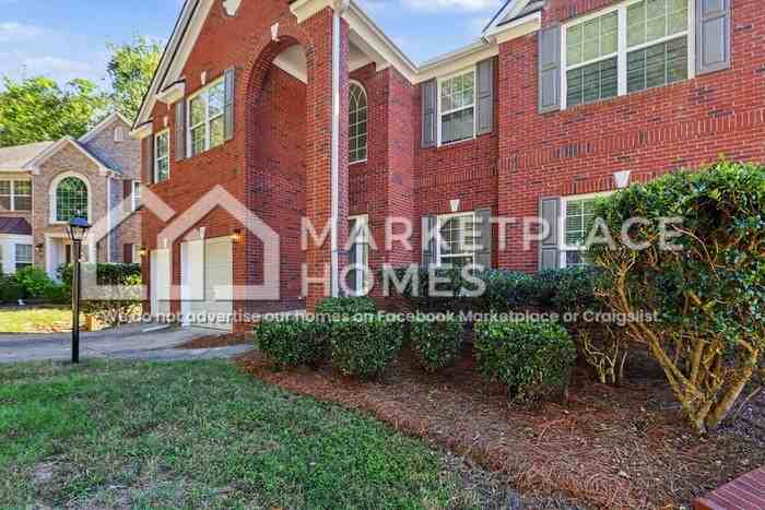7618 Waterlace Dr - Photo 4 of 33