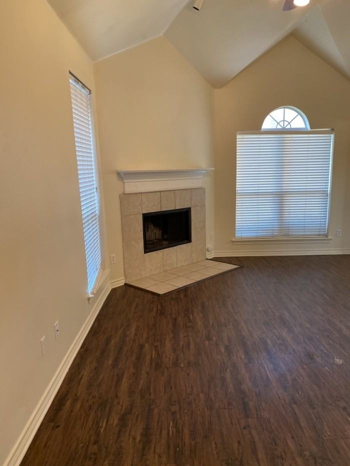 4012 Cottage Park Ct - Photo 3 of 16
