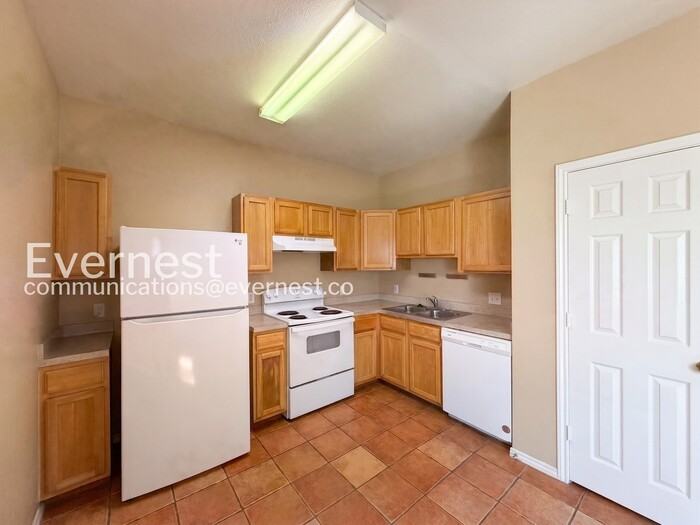 6342 Queens Castle #2 - Photo 4 of 17