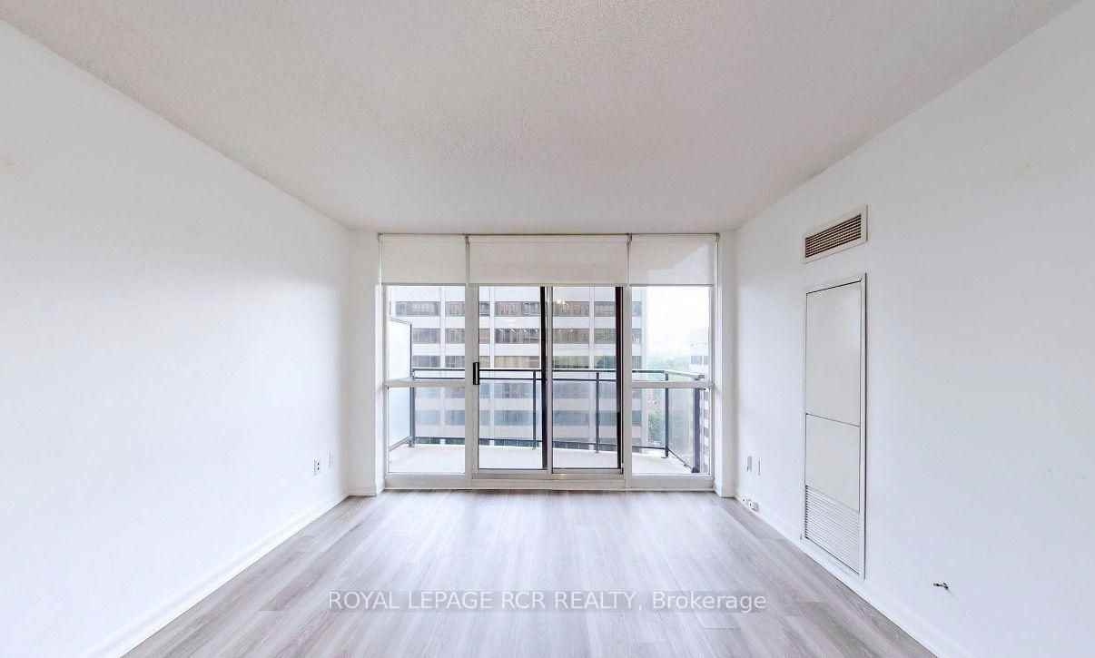 33 Sheppard Avenue East #901 - Photo 2 of 22