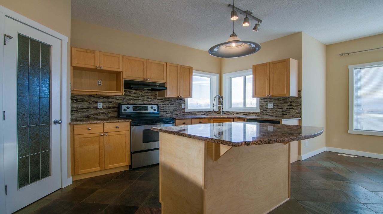 45 Rockyledge Cres Nw - Photo 3 of 11