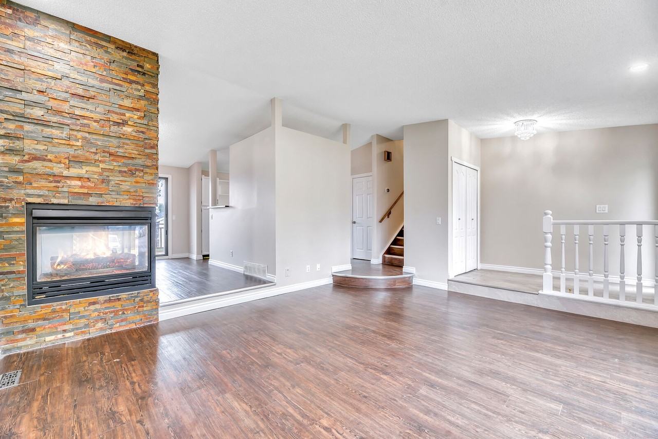 64 Castledale Cres Ne - Photo 4 of 15