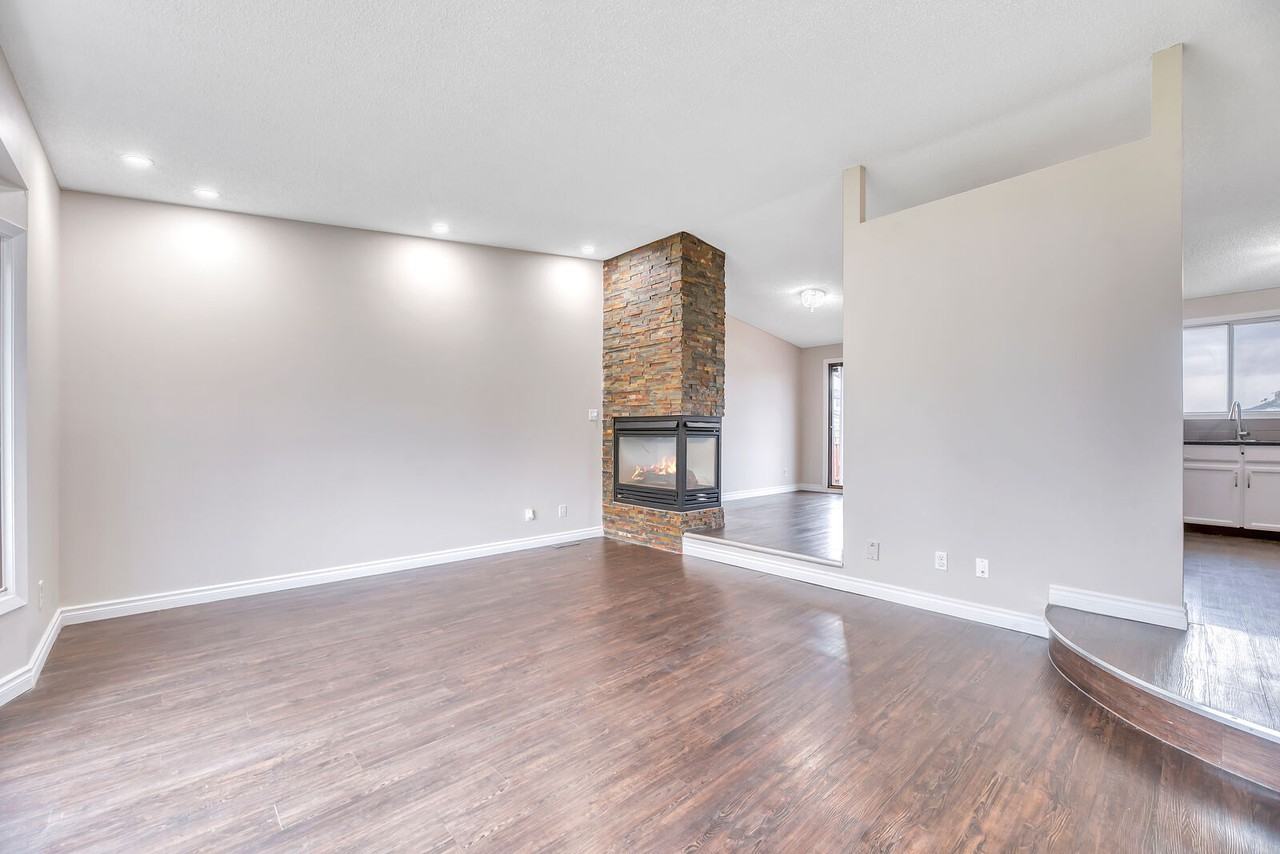 64 Castledale Cres Ne - Photo 6 of 15