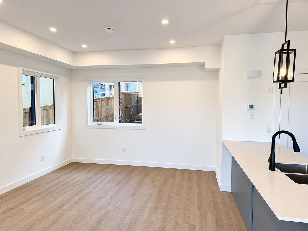 3115 12 Ave Sw - Photo 3 of 15