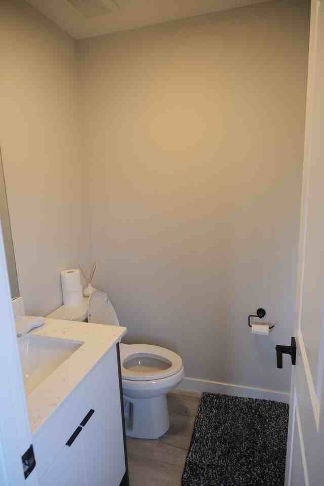 3513 64 St Nw - Photo 5 of 16