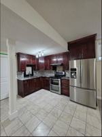 featured image of 12 Saddlelake Link Ne