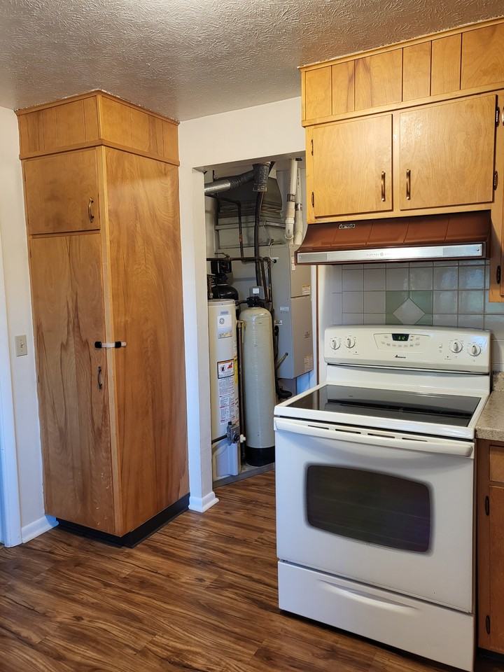 2487 Parkbrook St Nw #2487 - Photo 6 of 19
