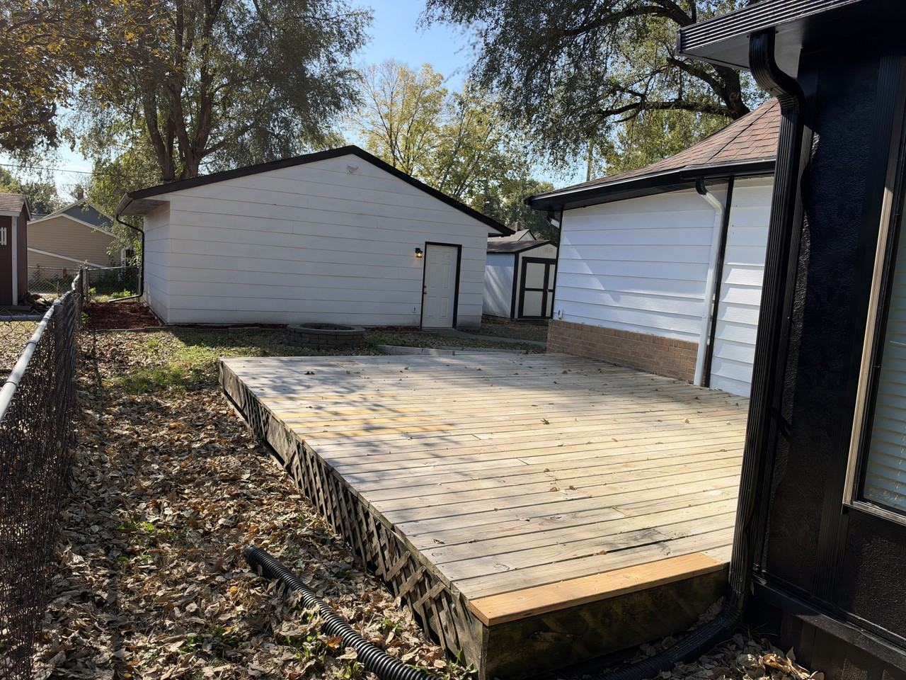 2401 Maple St #NA - Photo 2 of 19