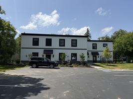 featured image of 23 Grey St #4