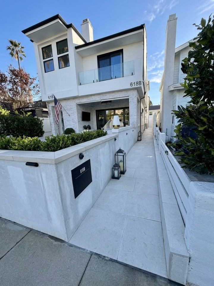 618 Marguerite Ave #B - Photo 2 of 27