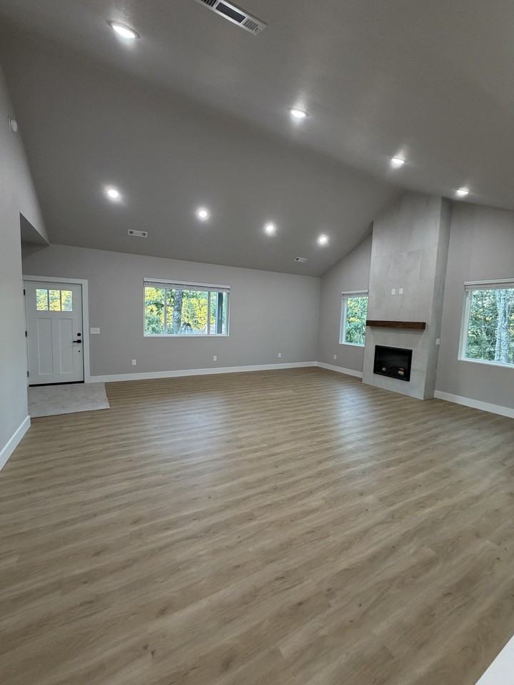 60 Lambeth Dr #NA - Photo 2 of 16