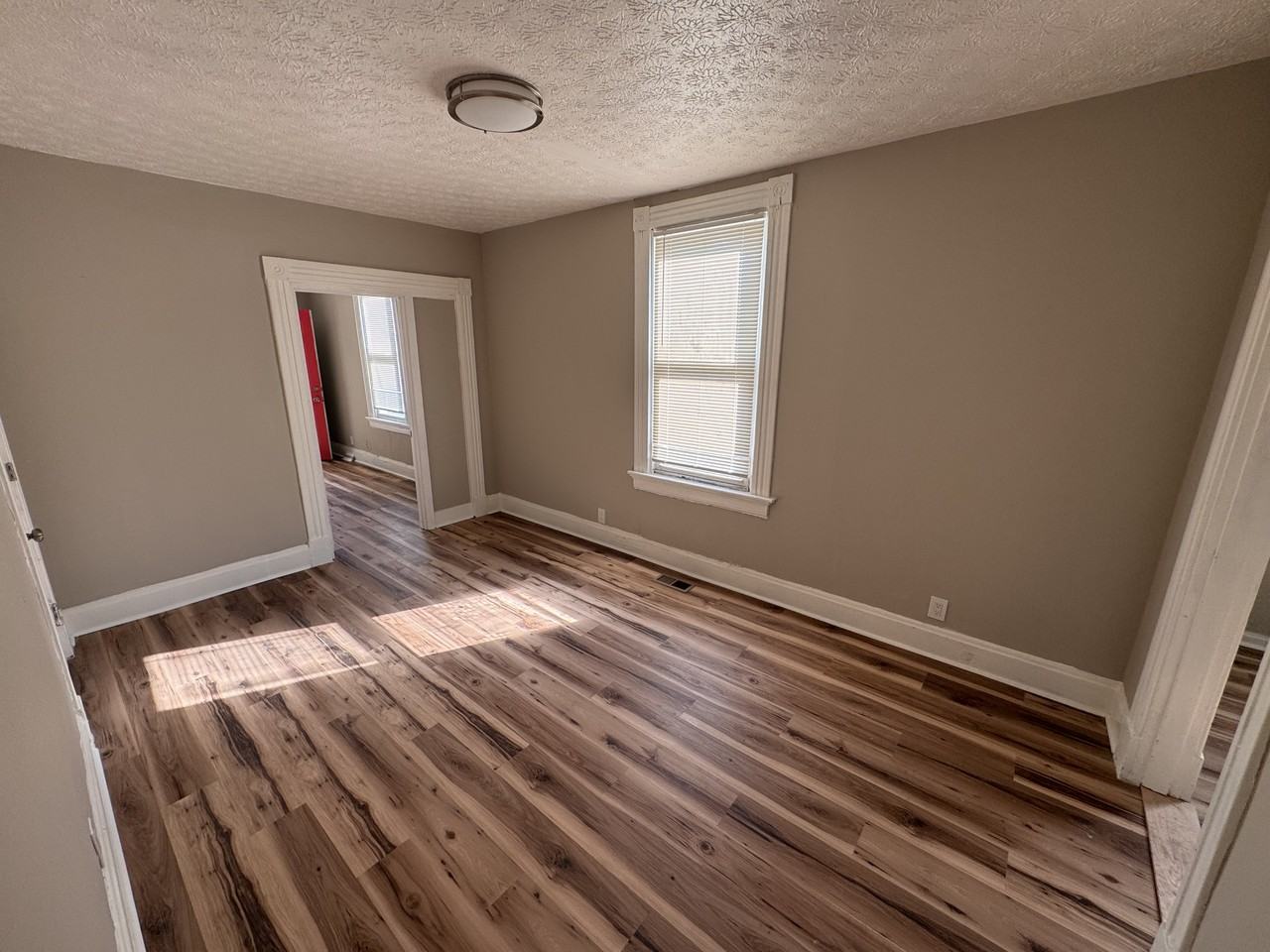 463 Bingham St #NA - Photo 3 of 10
