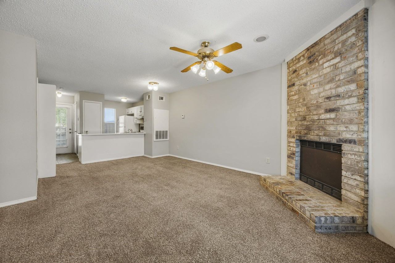 810 Red Bud Dr #810REDBUD - Photo 5 of 18