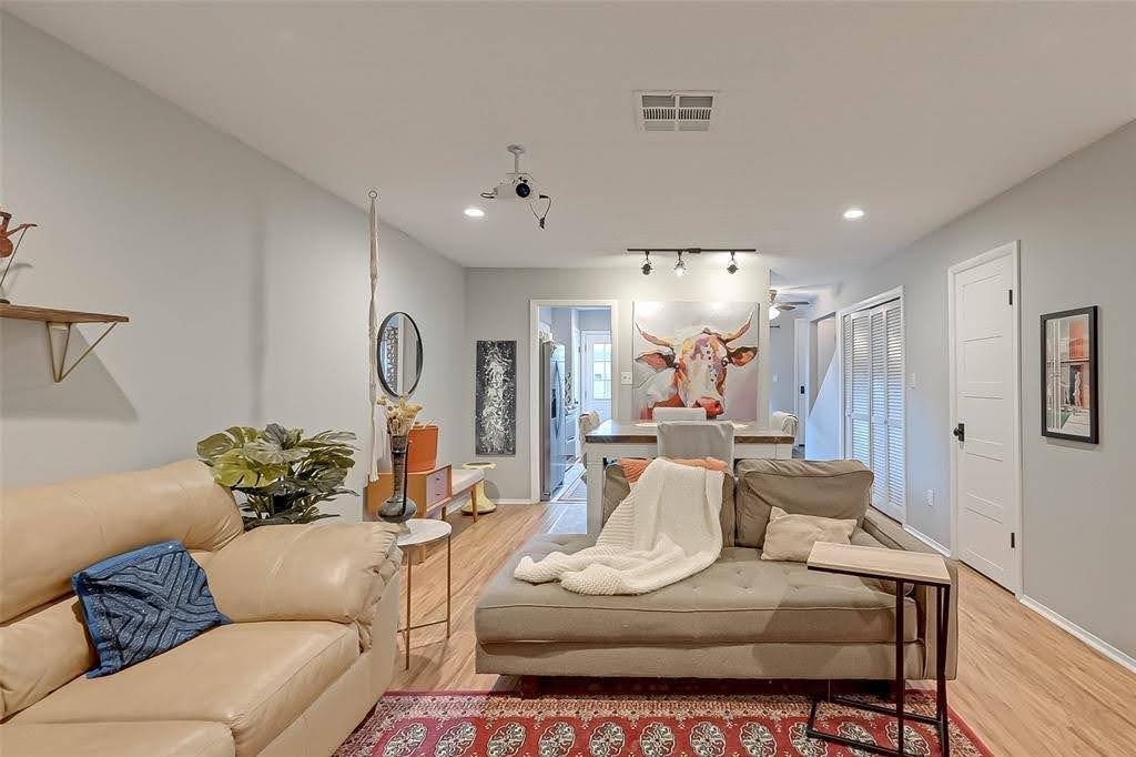 5001 Lamonte Ln #13 - Photo 3 of 14