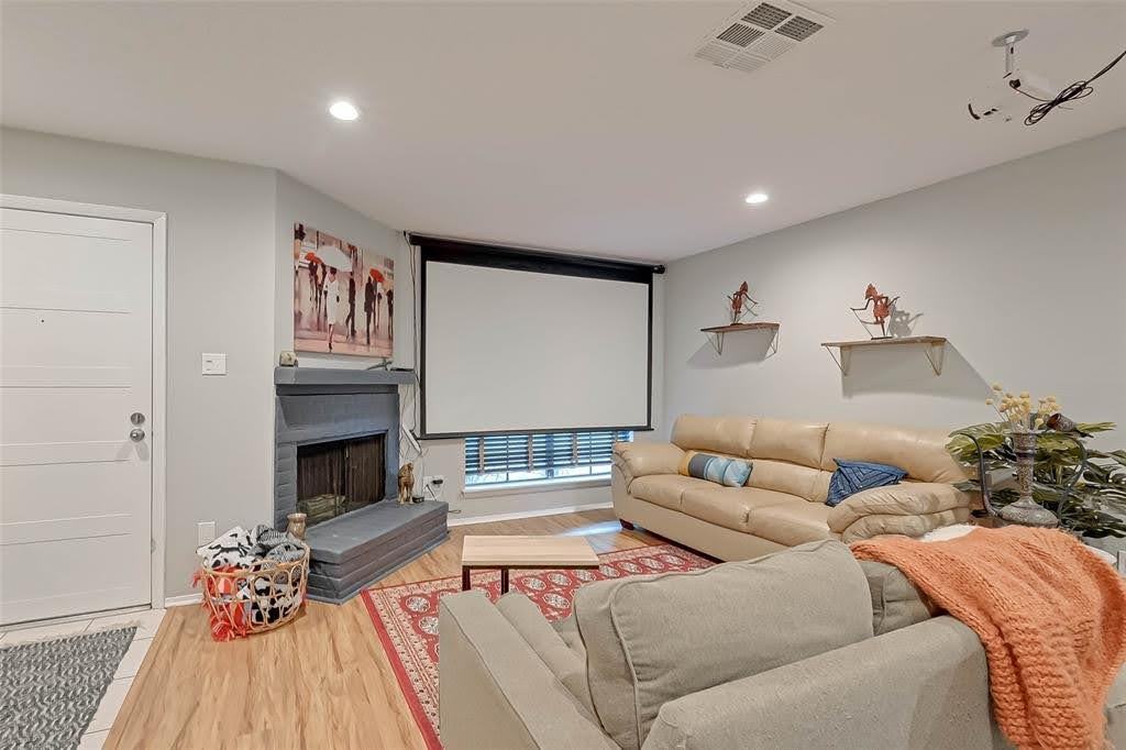 5001 Lamonte Ln #13 - Photo 5 of 14
