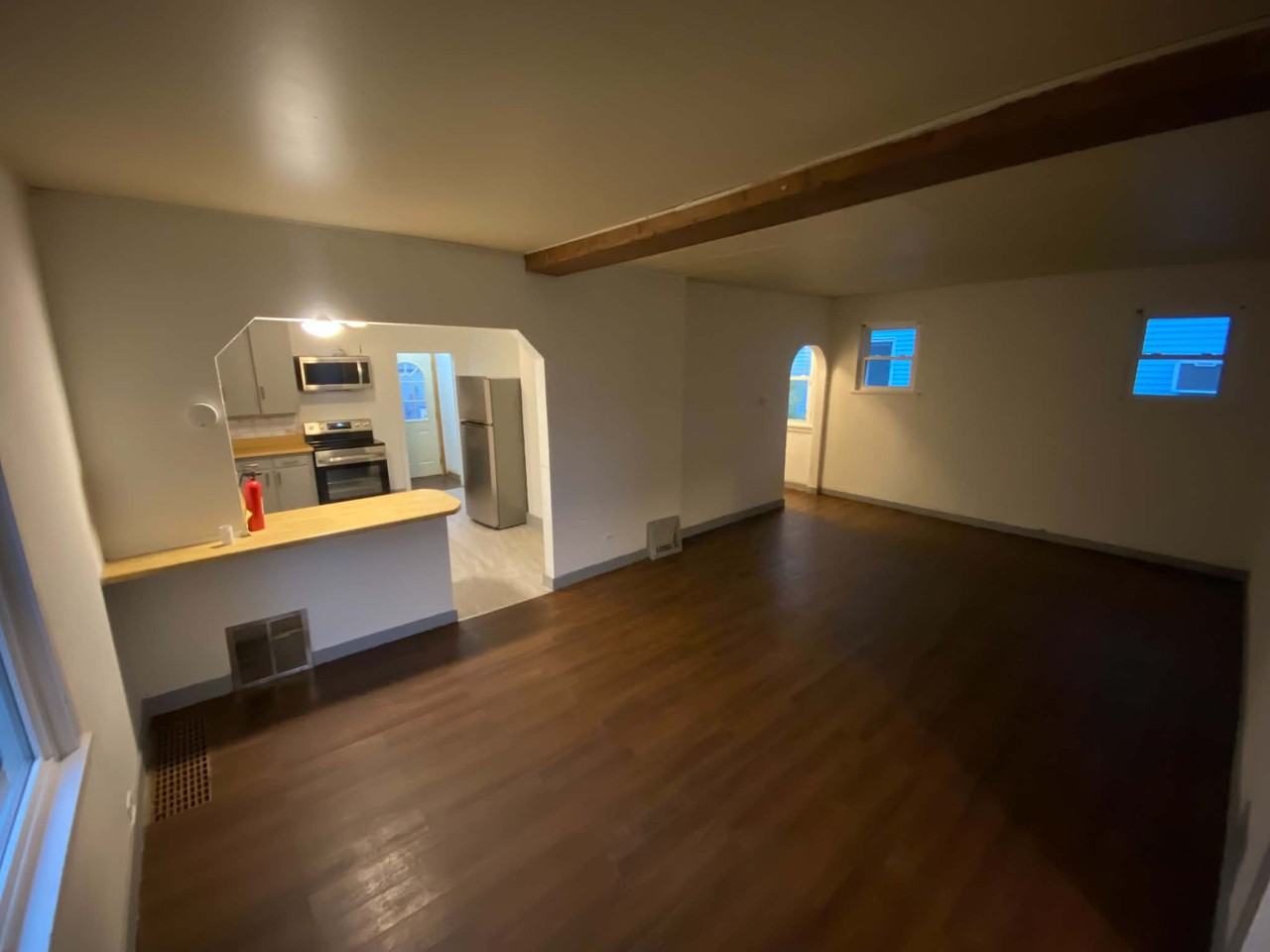 807 4th Ave Ne #NA - Photo 2 of 13