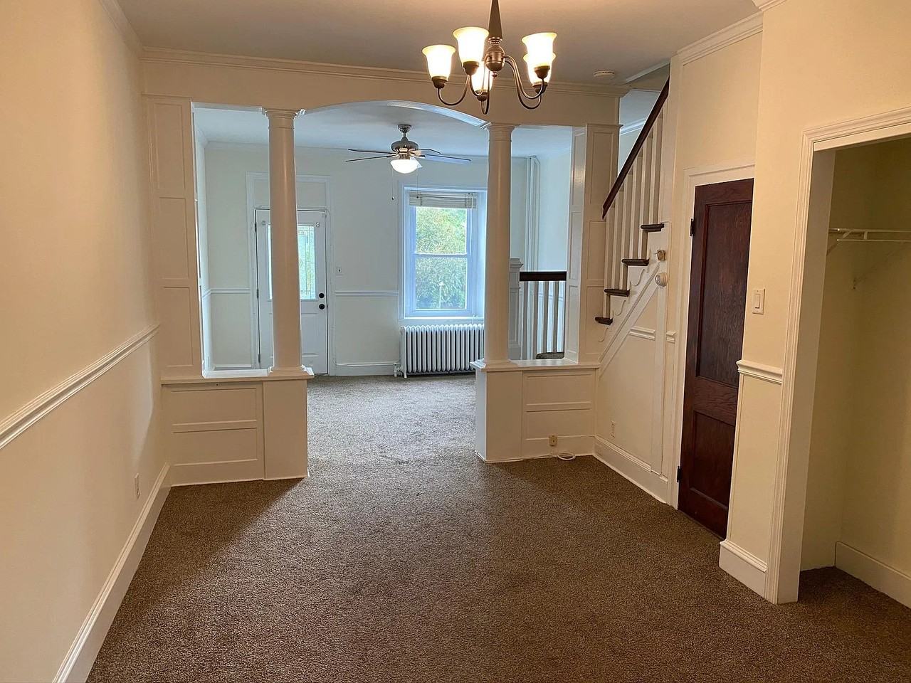 156 Roxborough Ave #NA - Photo 4 of 18