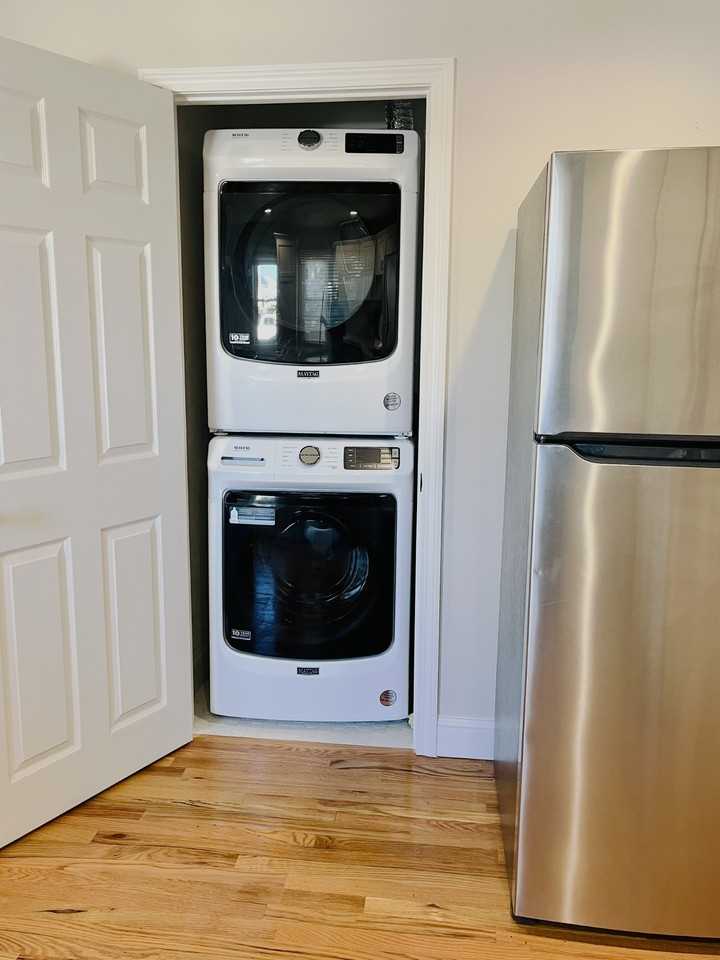 37 Warren Ave #1 - Photo 4 of 11