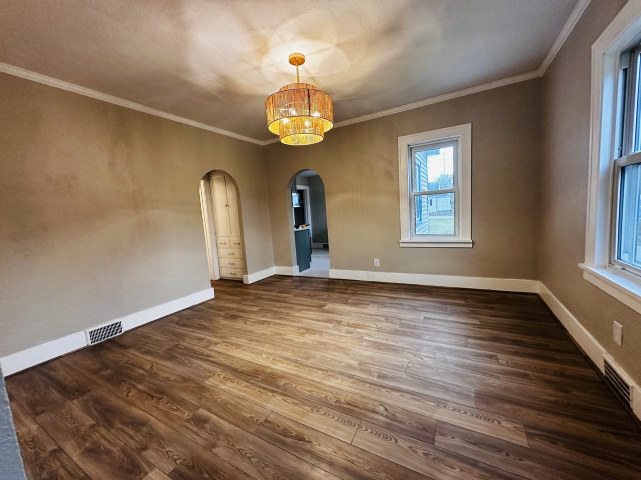 202 Maple St #NA - Photo 5 of 20