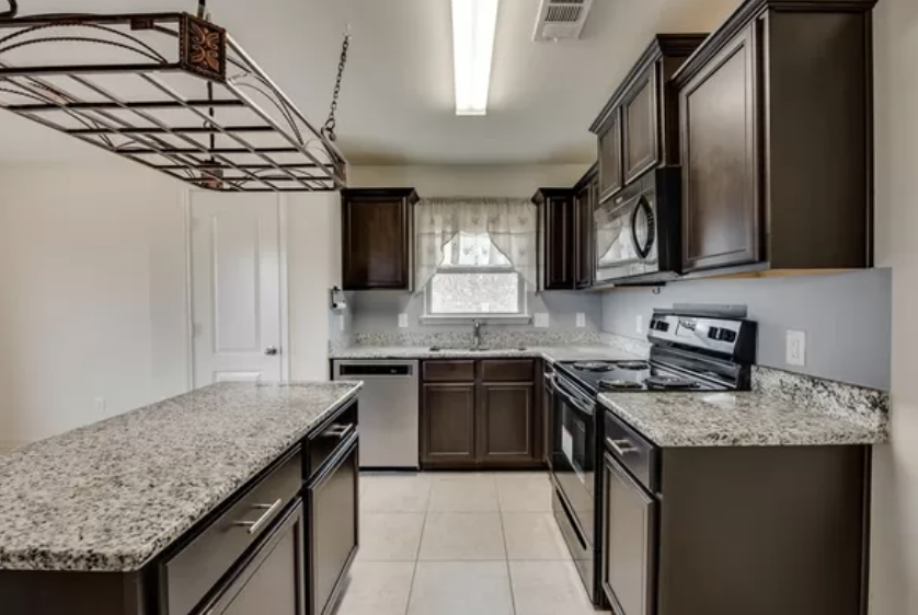 183 Kennedy Dr #NA - Photo 6 of 14