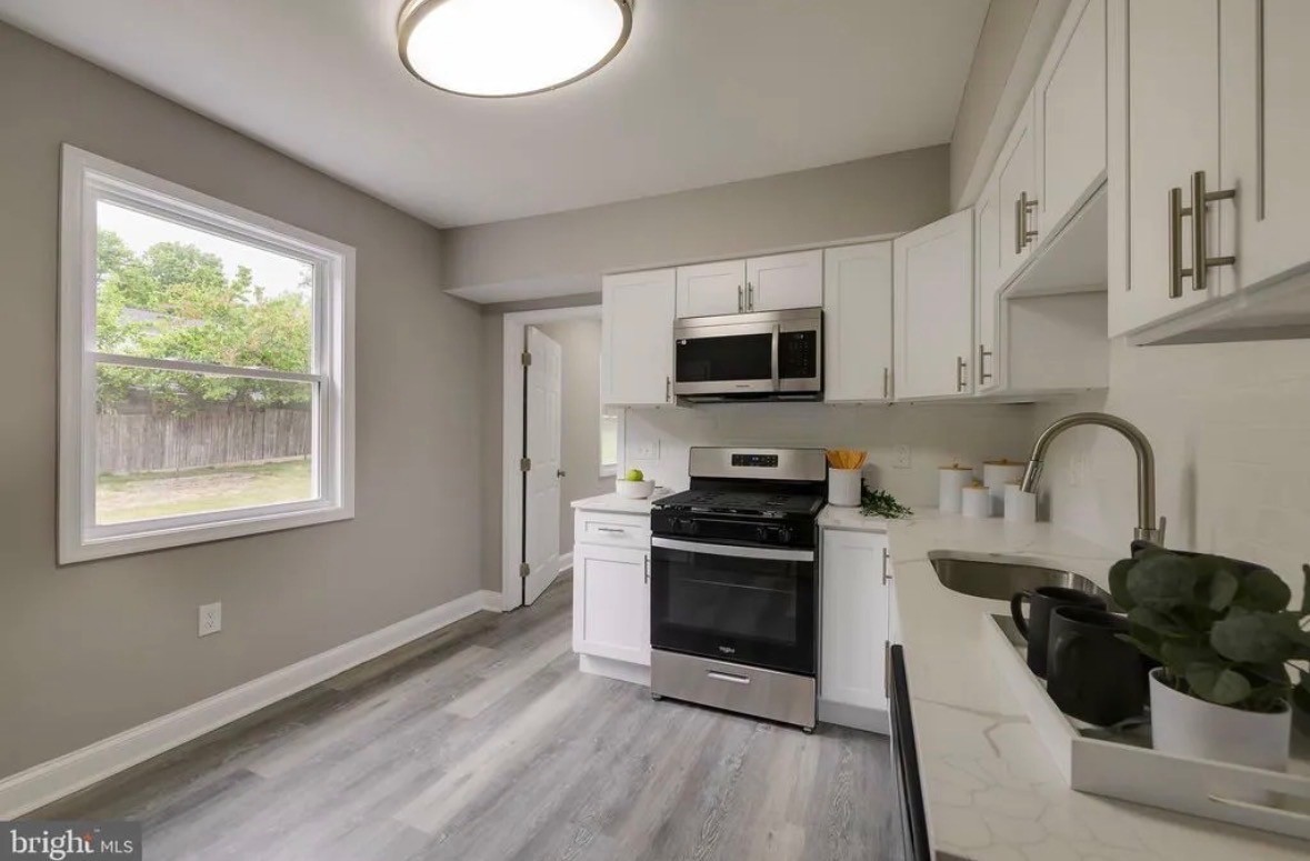 4904 Delaware Street - Photo 6 of 18