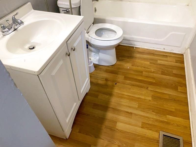 242 N Lake Dr - Photo 6 of 12