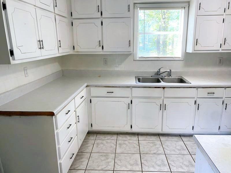 242 N Lake Dr - Photo 7 of 12