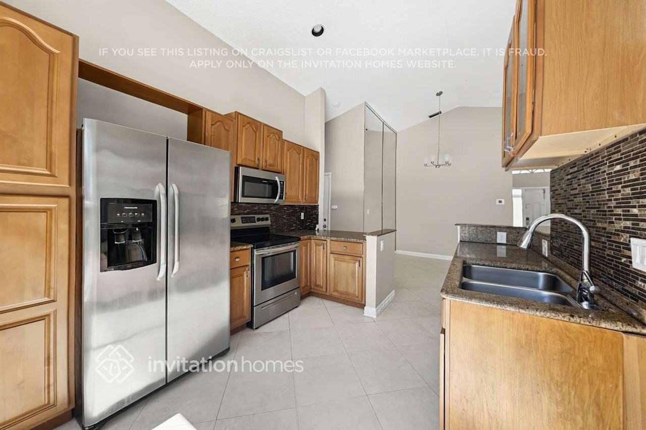 9474 Aegean Dr - Photo 7 of 19