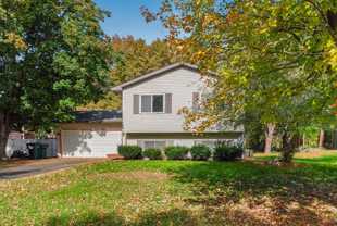 1885 124th Ln Ne - Photo 1 of 1