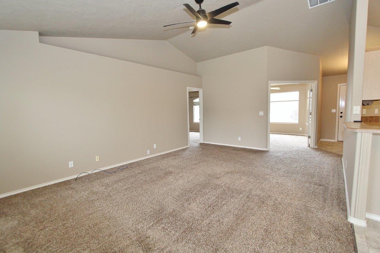 732 E New Rockrose Ct - Photo 4 of 35