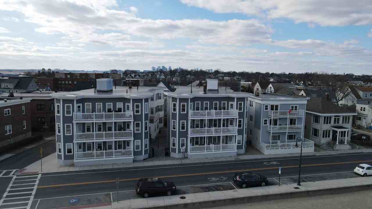 90 Winthrop Shore Dr #3 - Photo 6 of 9