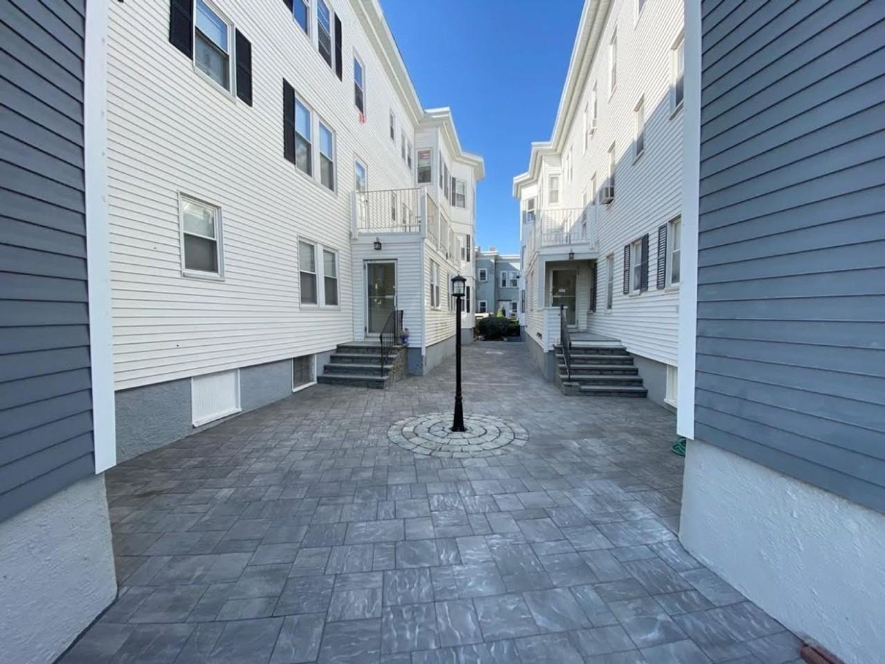 90 Winthrop Shore Dr #3 - Photo 7 of 9