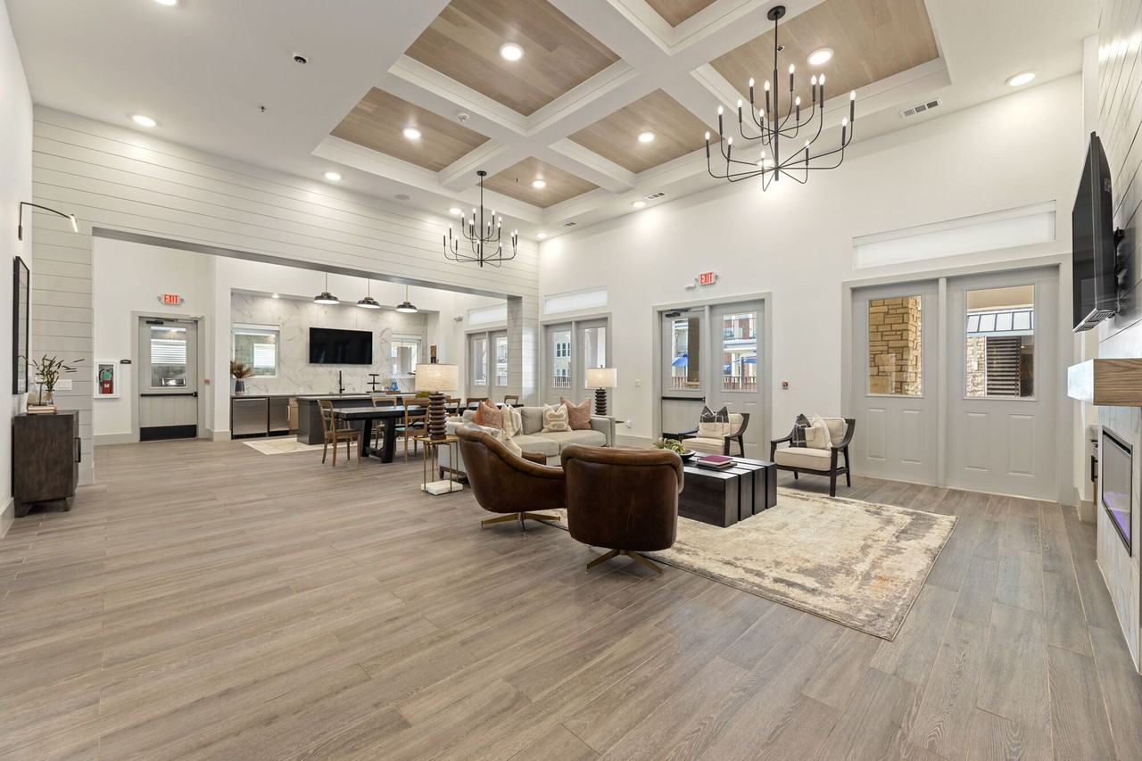 Royalton at Creeks of Legacy - Photo 5 of 15