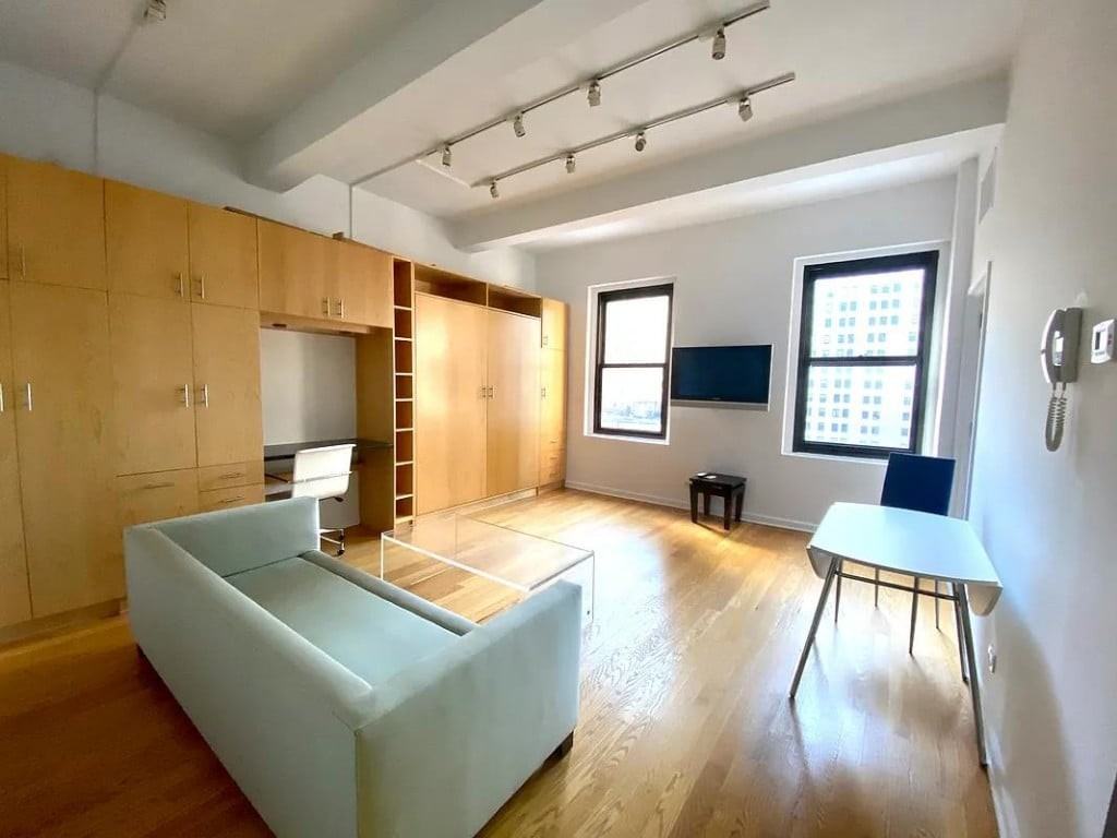 56 Pine St #17G - Photo 3 of 10