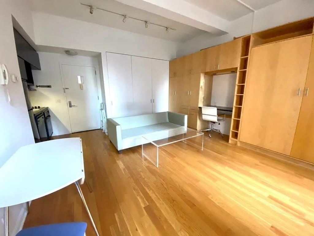 56 Pine St #17G - Photo 4 of 10
