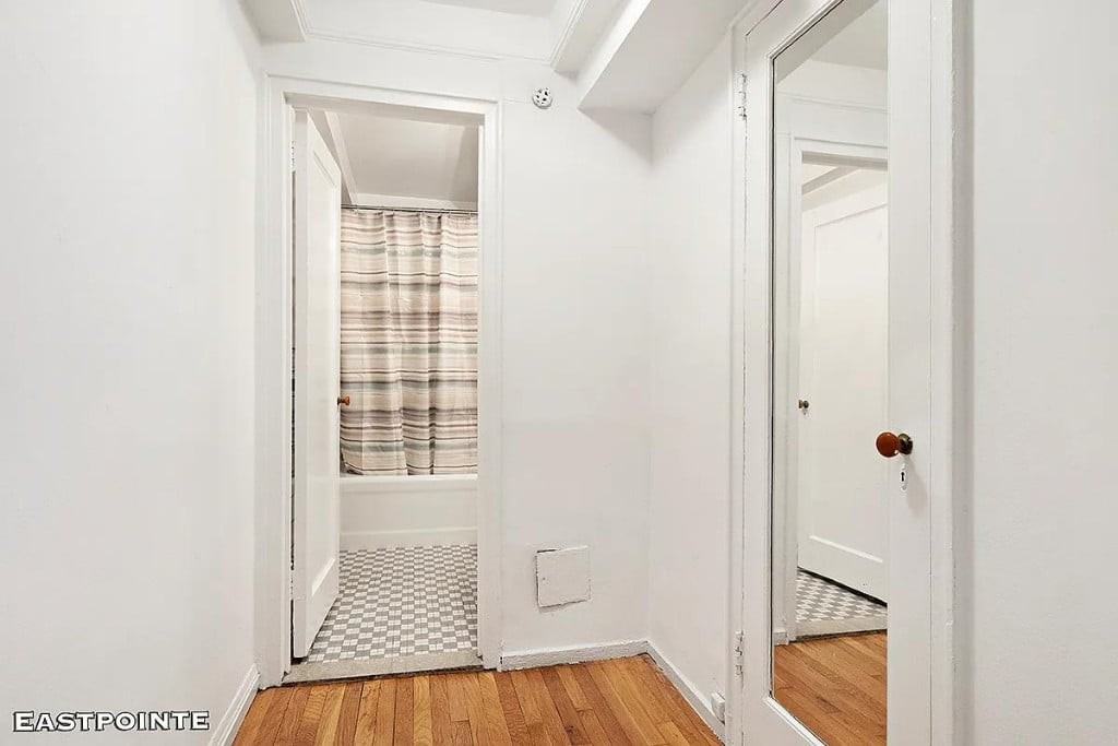 200 W 20th St #2501 - Photo 5 of 8