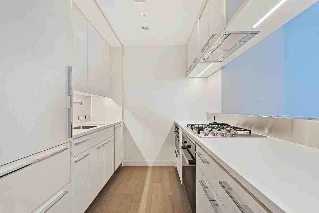 252 South St #901 - Photo 2 of 6