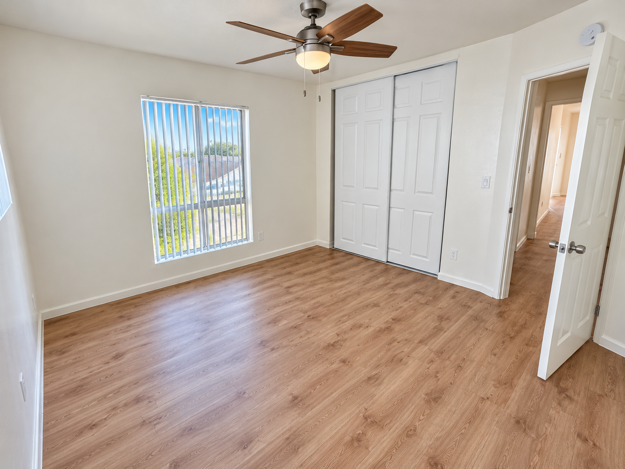 4574 39th St #6 - Photo 4 of 8