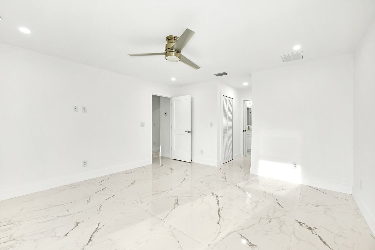 1833 Marson St #1 - Photo 7 of 28
