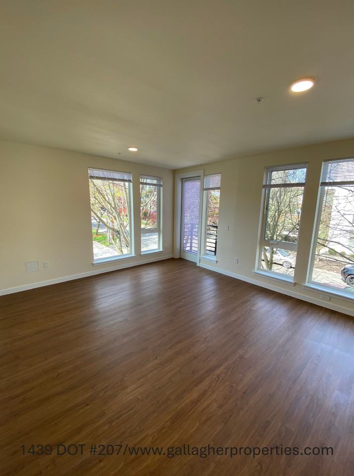 1439 Nw 60th St #207 - Photo 2 of 17