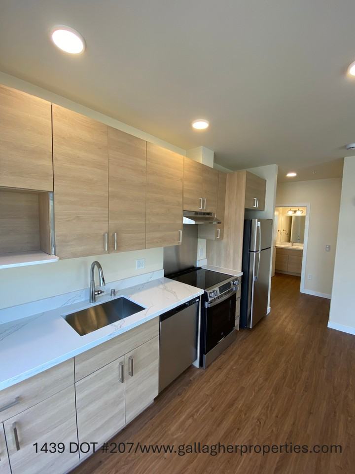 1439 Nw 60th St #207 - Photo 5 of 17