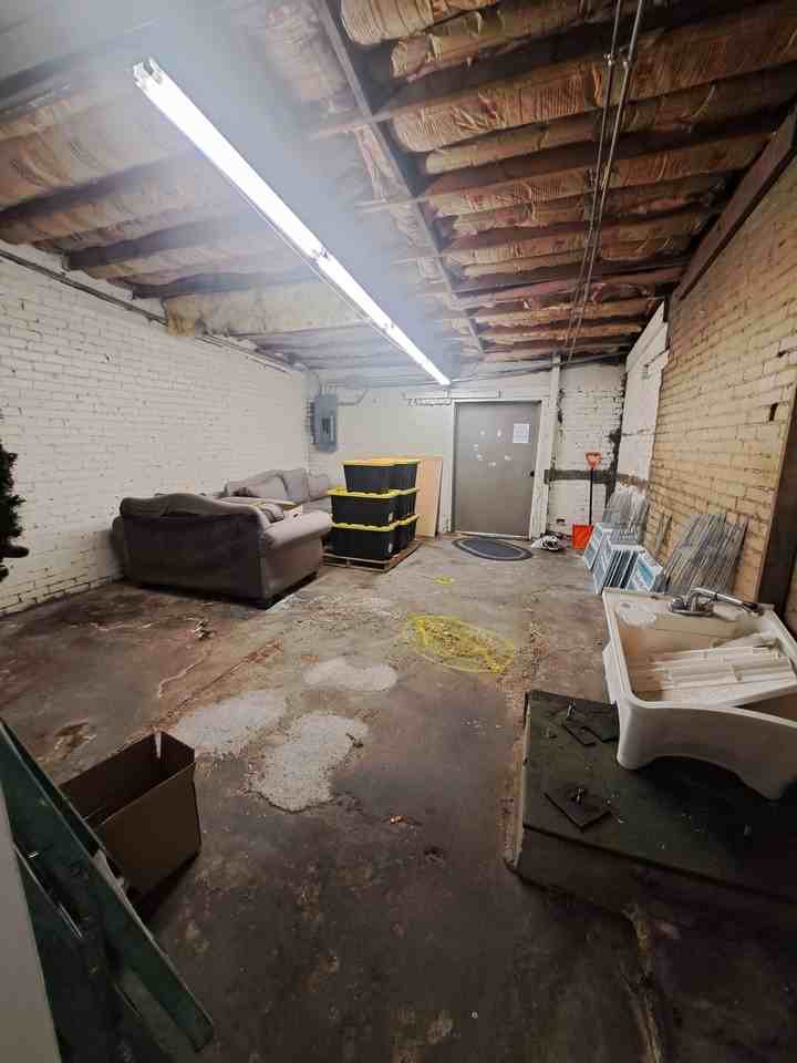470 S University Ave #1 - Photo 6 of 7