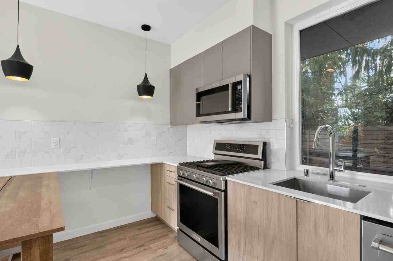 2212 S Charles St #1 - Photo 4 of 24